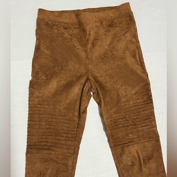 A.Peach - Womens Motto Style Faux Suede Leggings Sz. MD - Picture 2 of 8